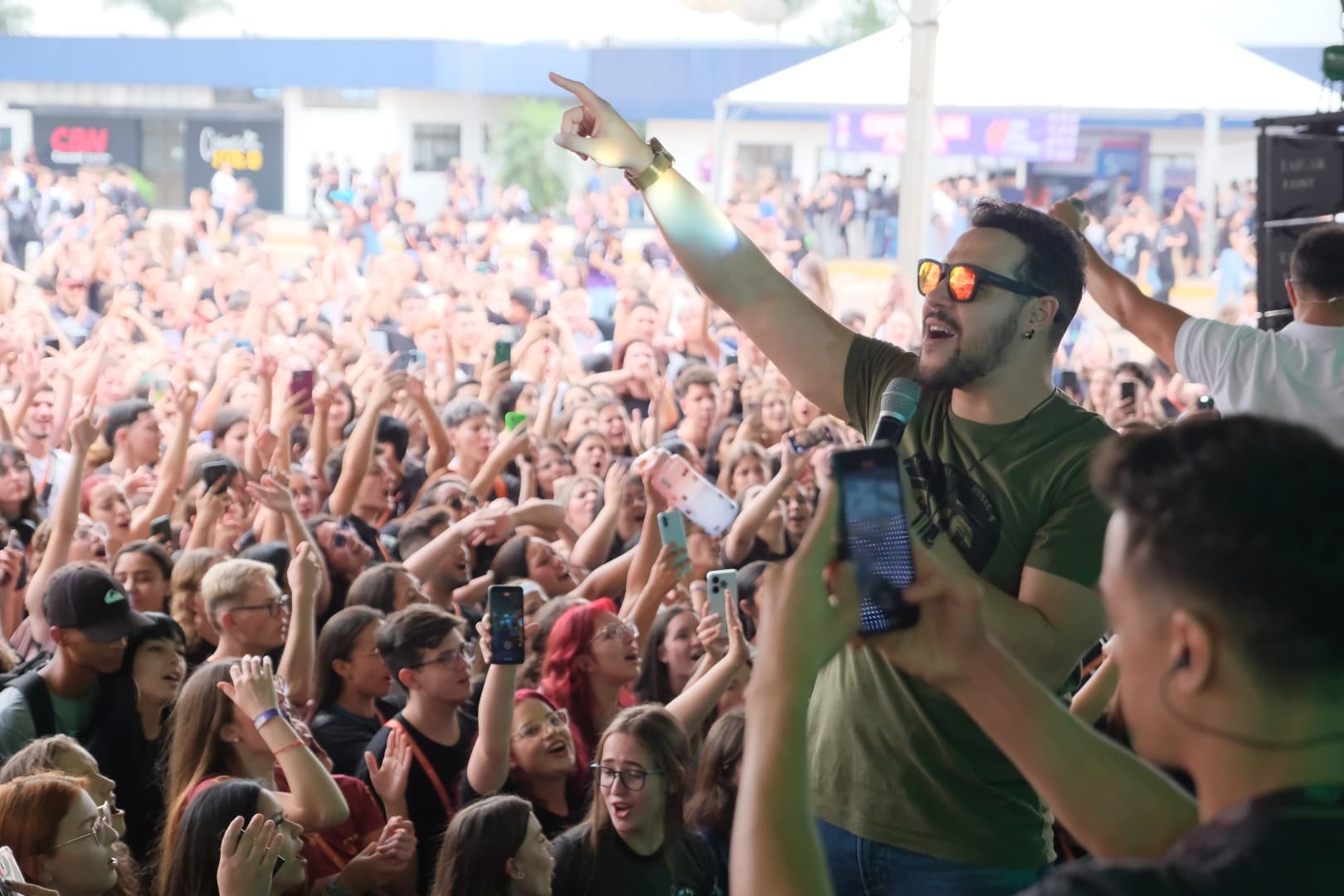 Univel Play - Foto 10